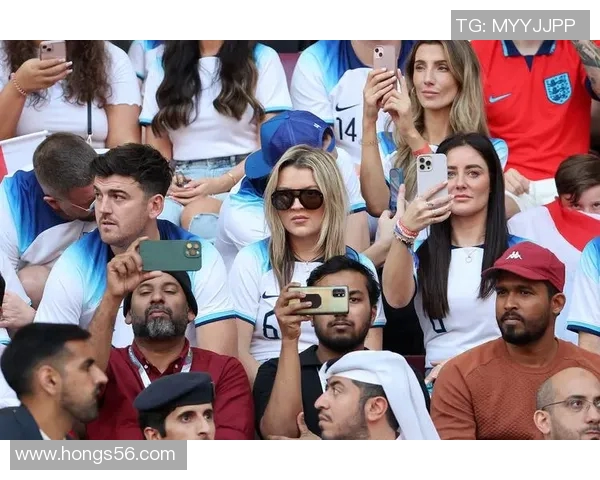 太太团足球明星盘点那些在绿茵场上闪耀的女神们